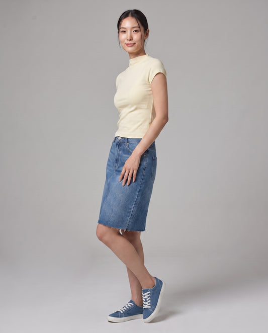 Mock-Neck T-Shirt - Cream Yellow