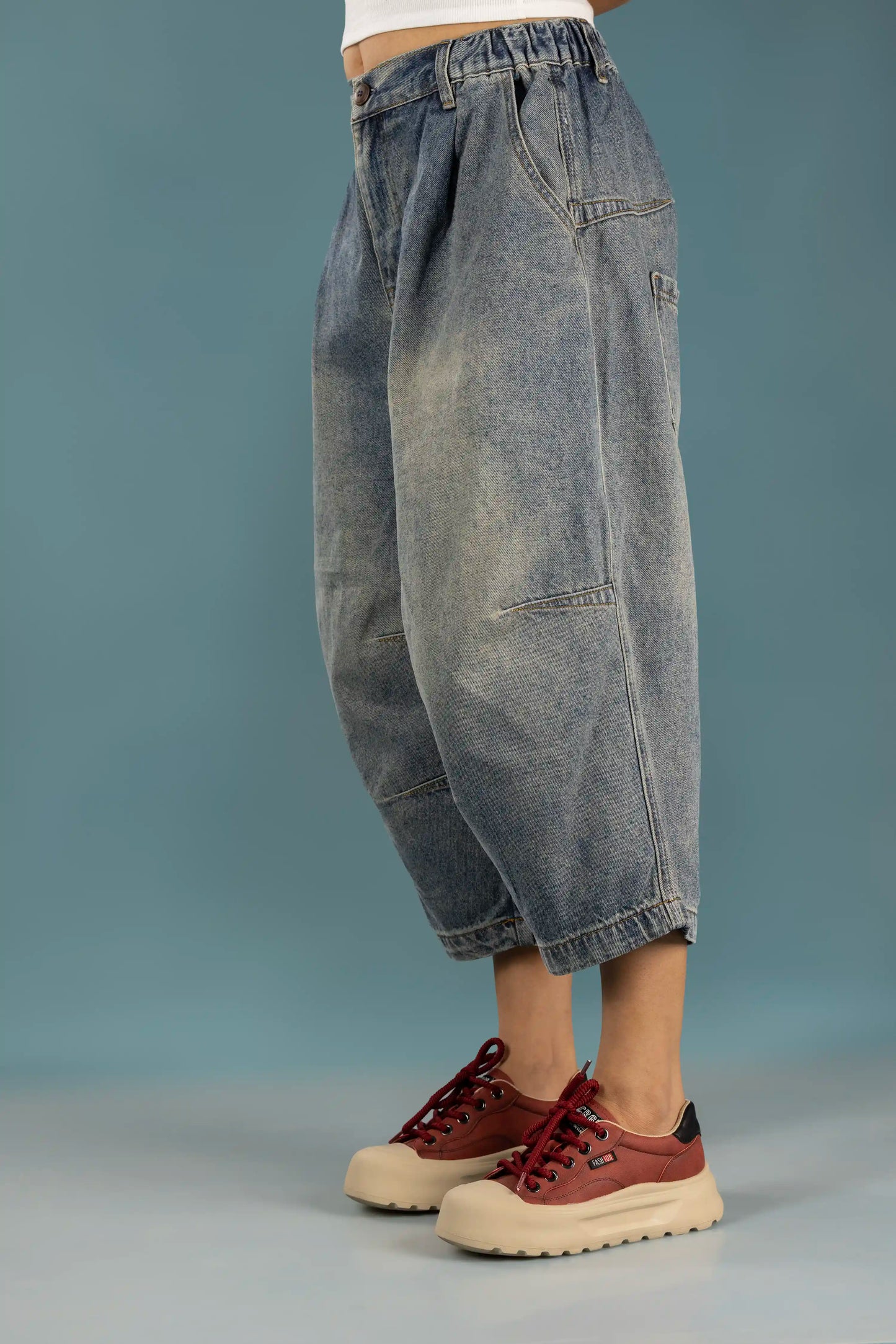 Cropped Balloon Jeans