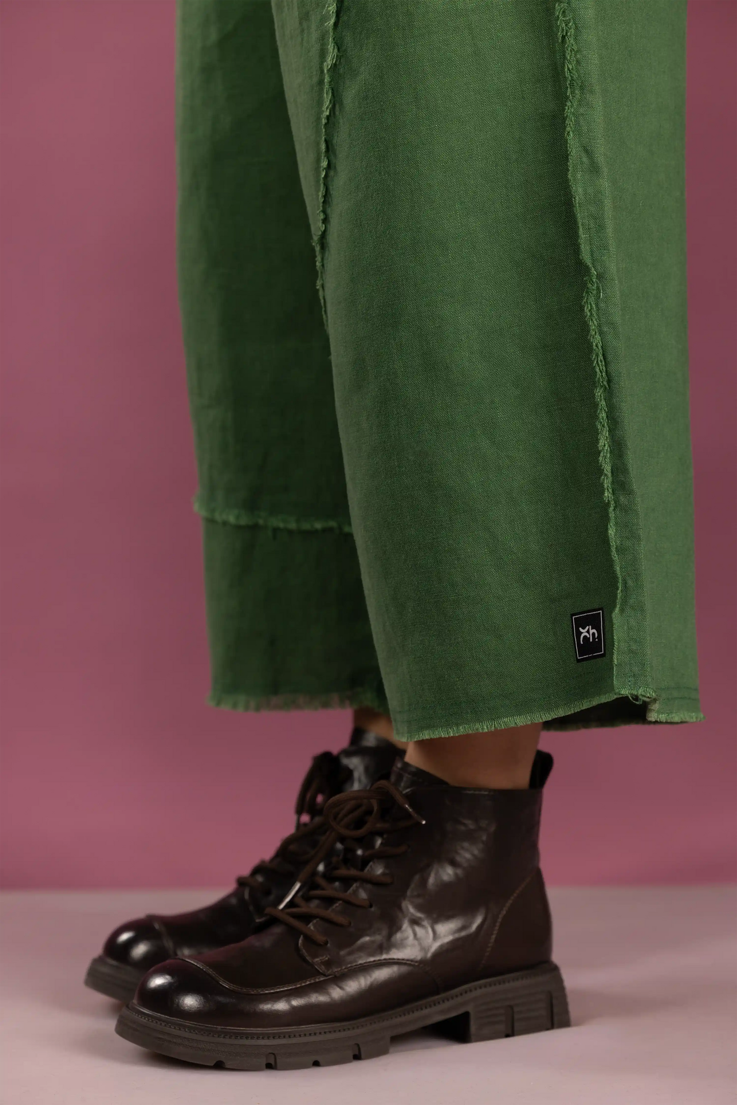 Quiet Stitch Linen Pants–Forest