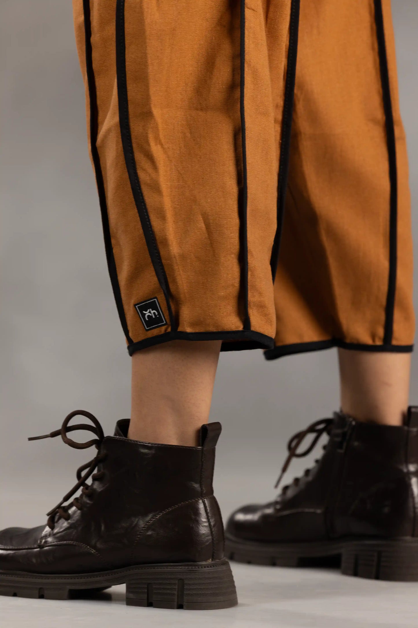 Sienna Line Pants