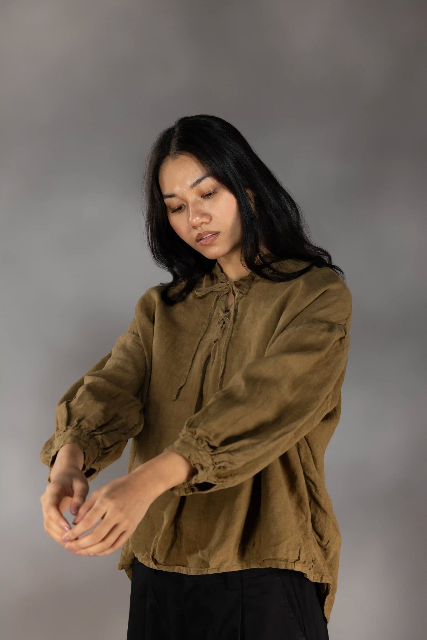 Laced Raglan Linen Blouse