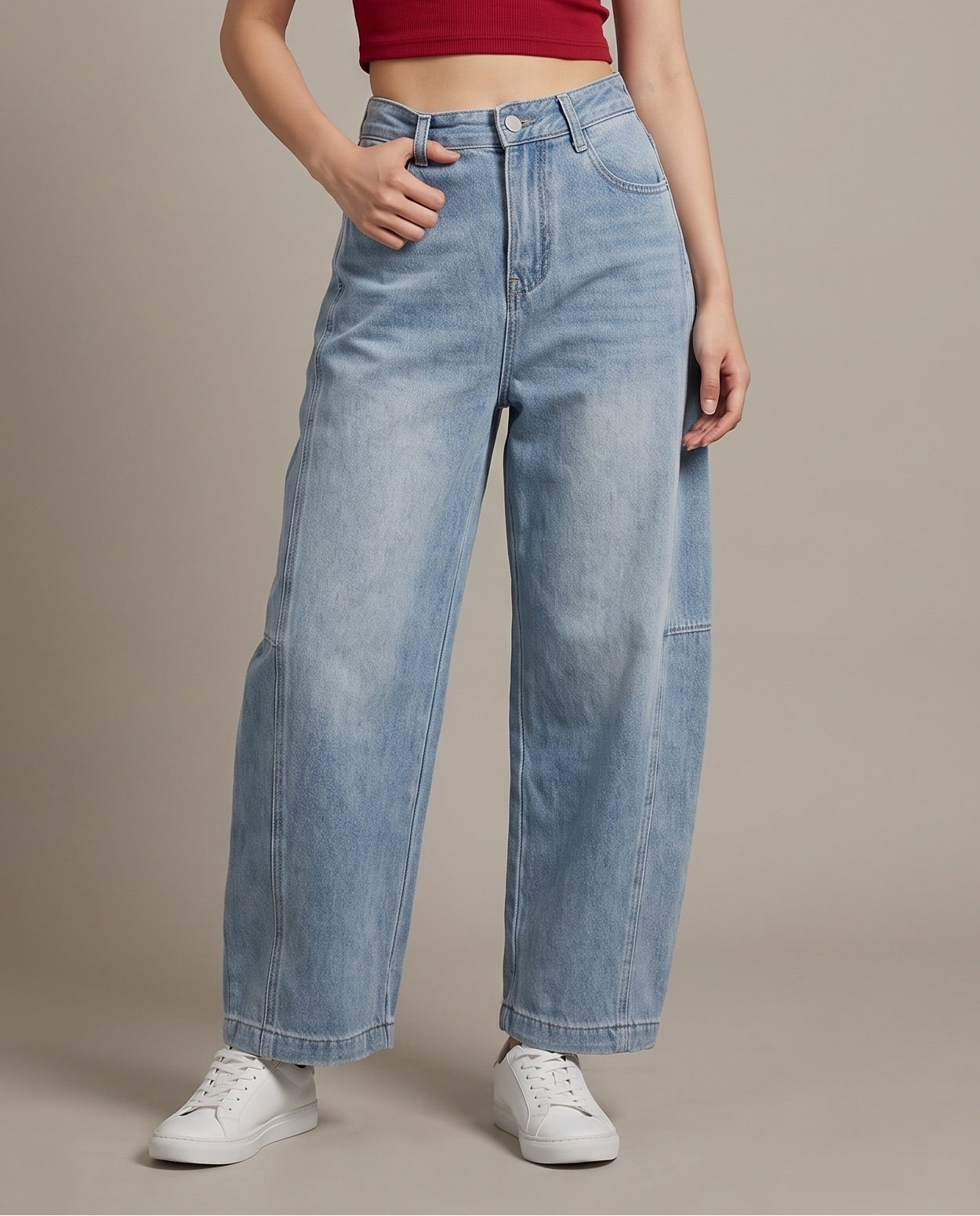 Barrel Fit Wide-Leg Jeans