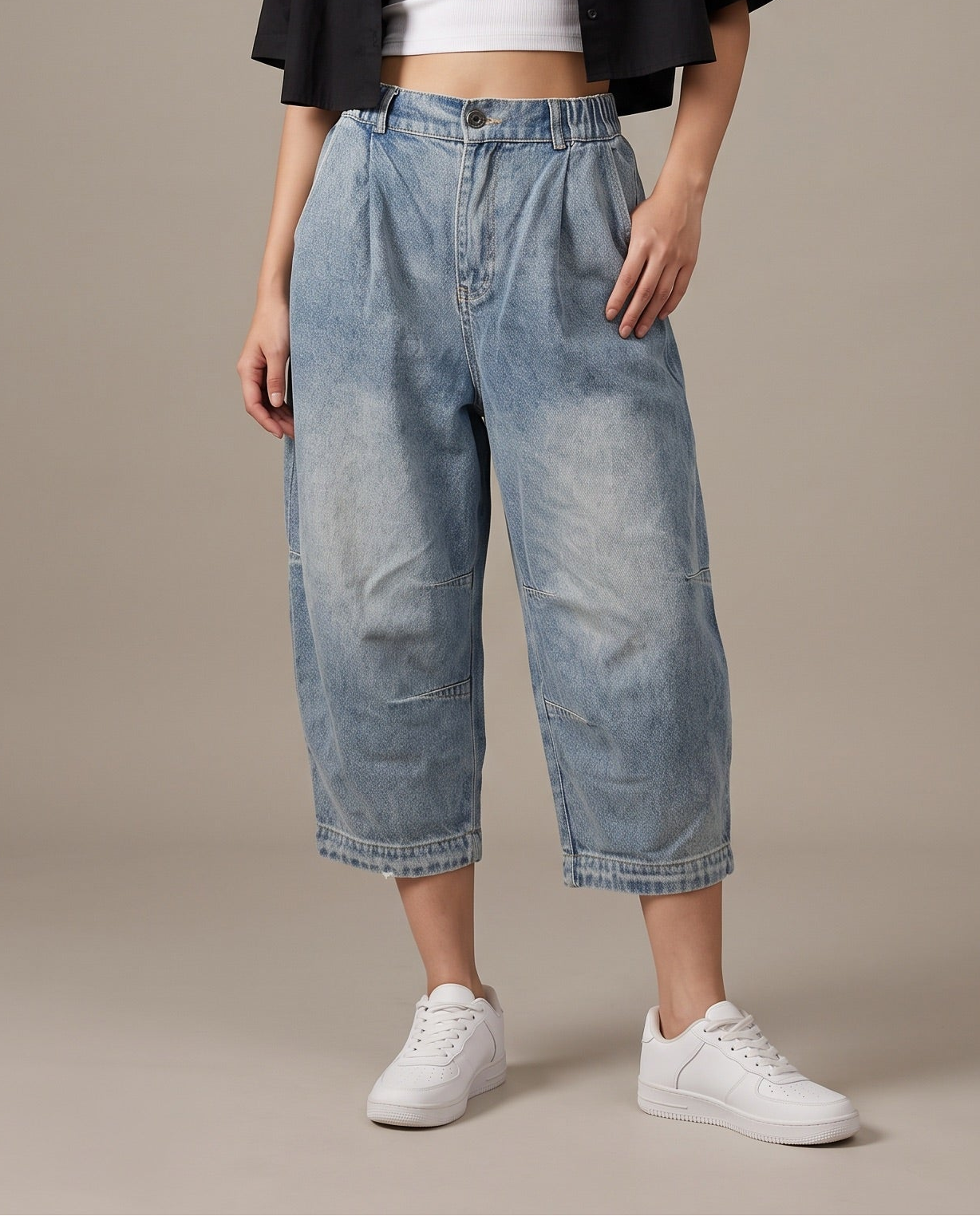 Vintage Wash Elastic Waist Denim Capri Pants