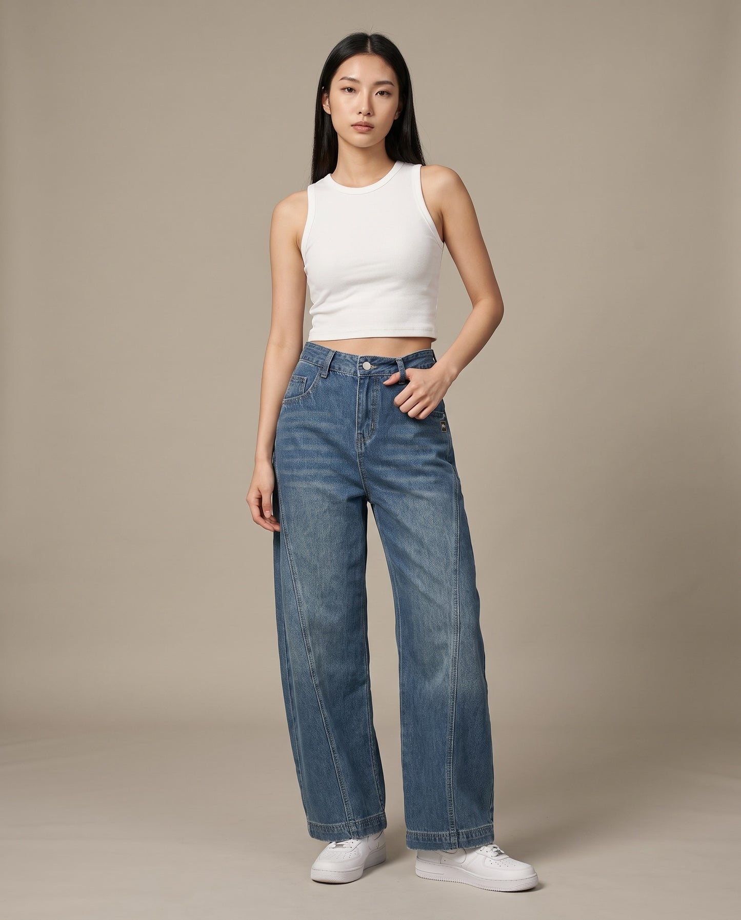 Curved Panel Wide-Leg Dark Wash Jeans