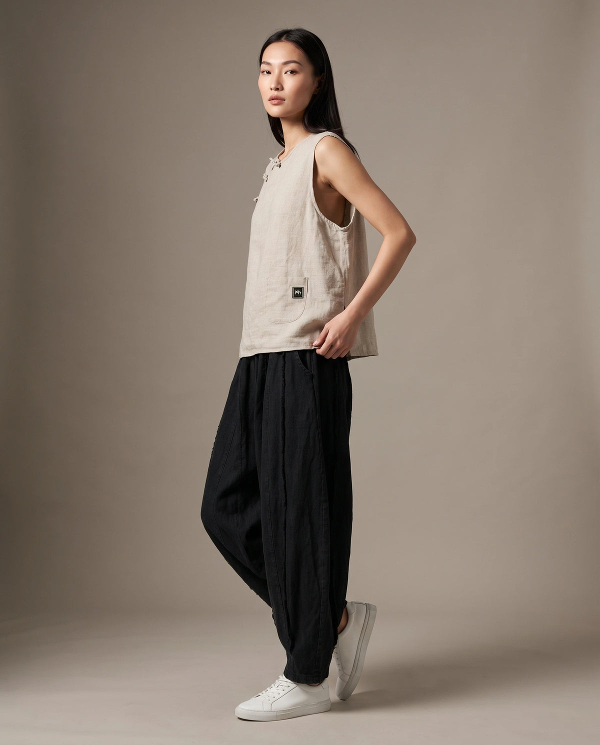 Rain-Dew Linen Knot Vest
