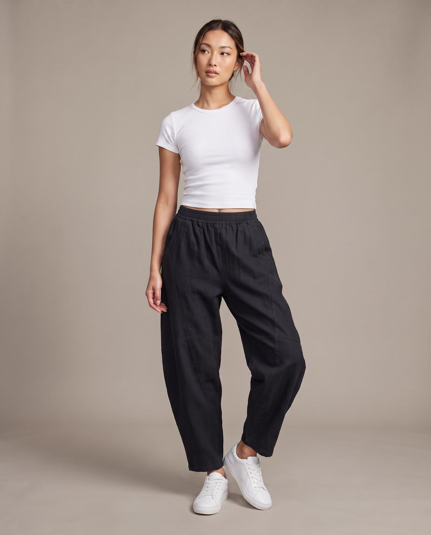 Black Sculpted Tapered Pants