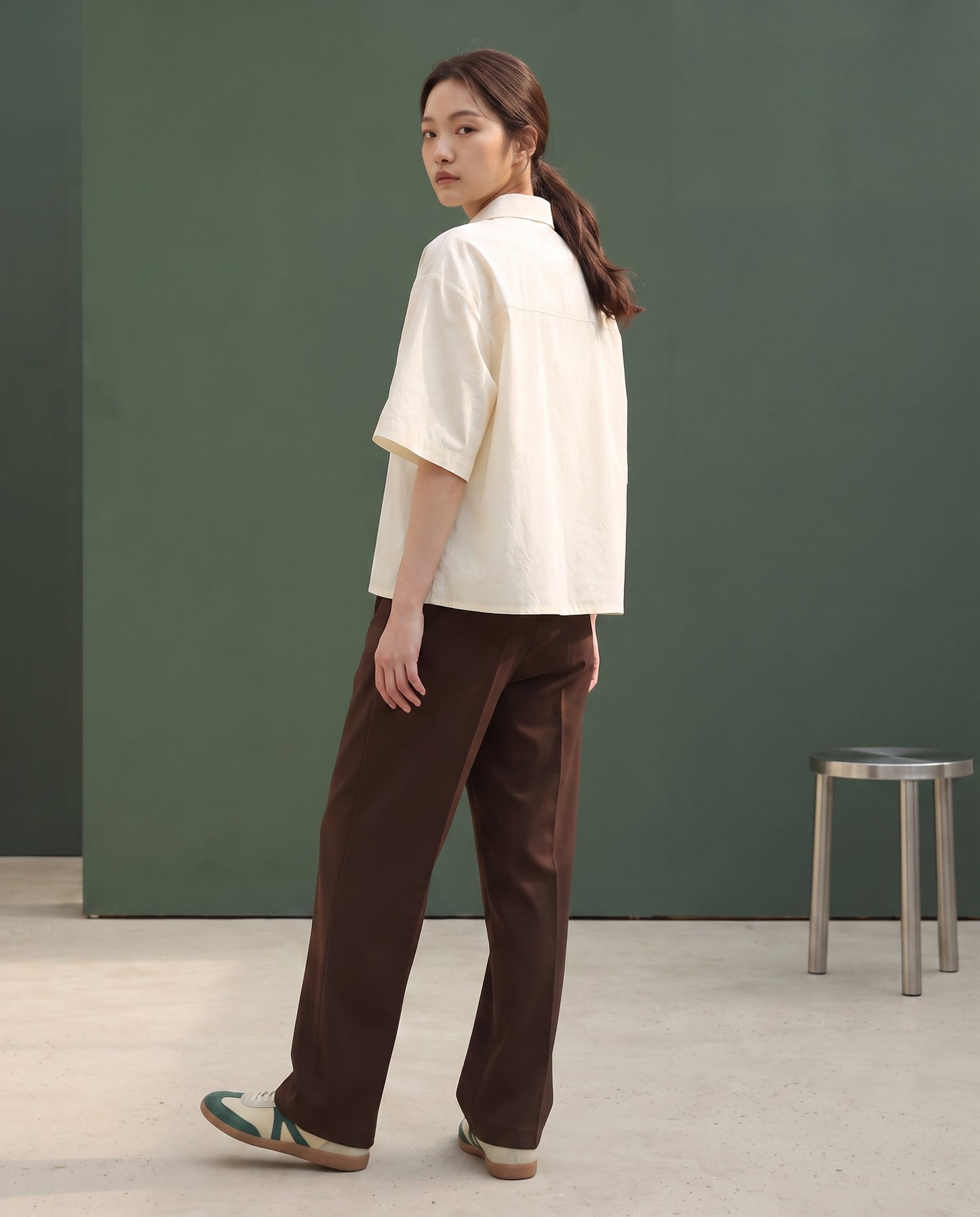 Embroidered Line-Art Short-Sleeve Shirt
