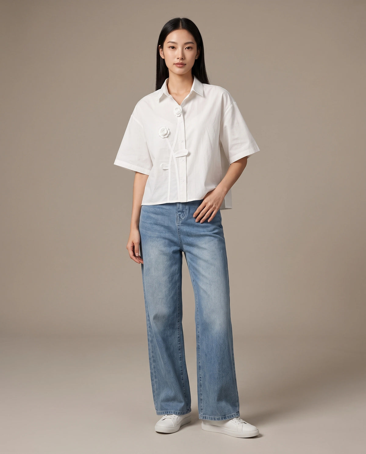 White Rosette Appliqué Boxy Shirt