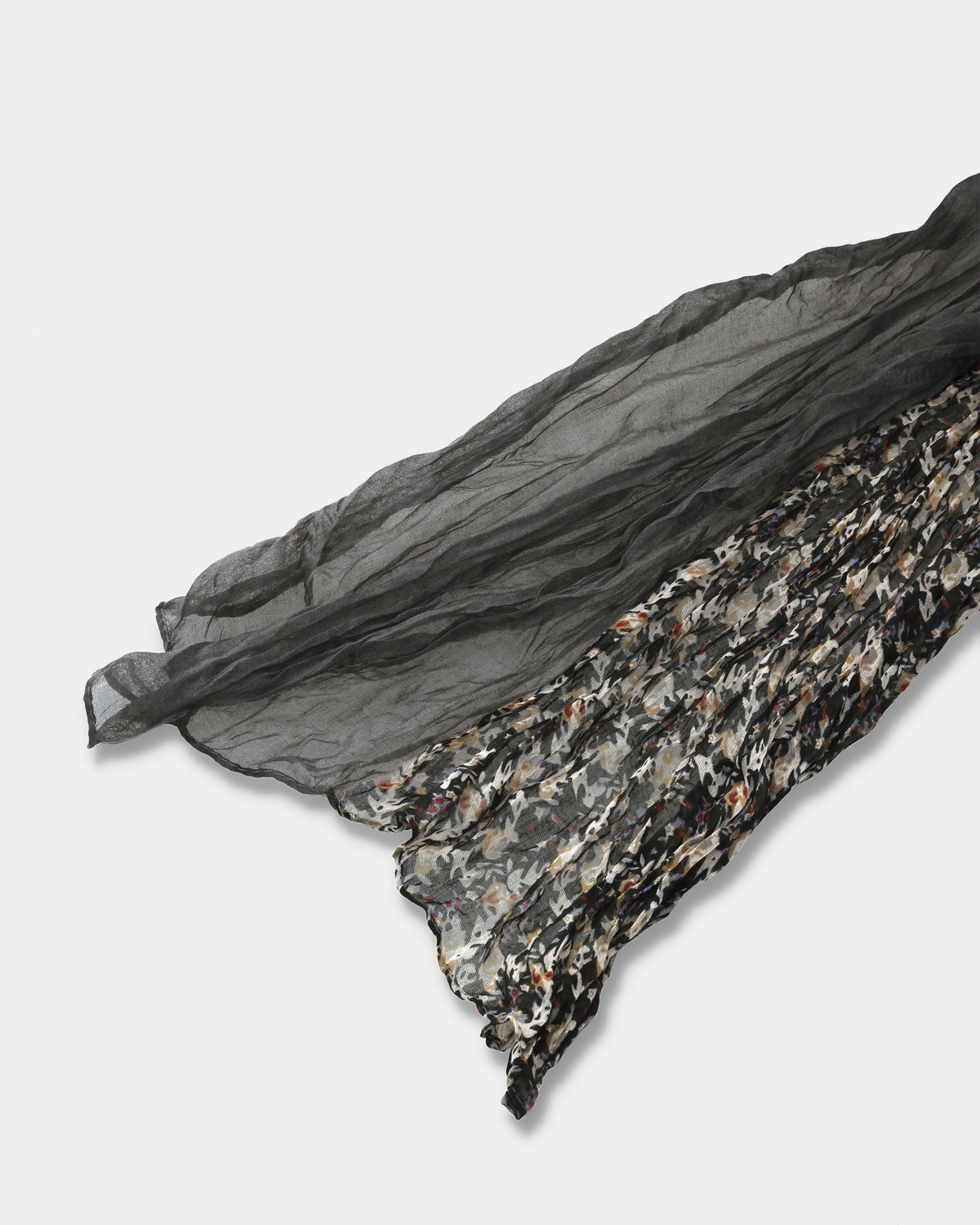 Noir Garden Crinkle Scarf