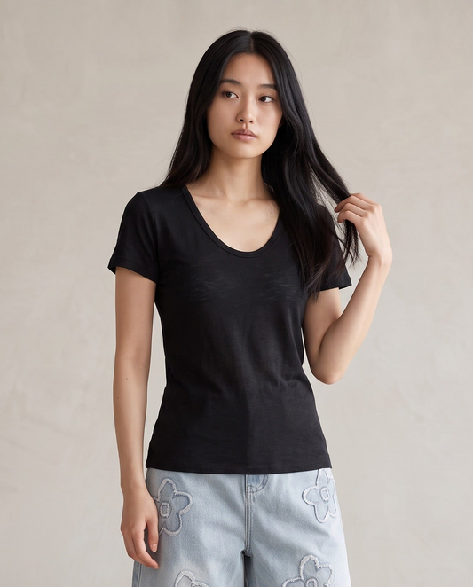Ease T-Shirt - Black