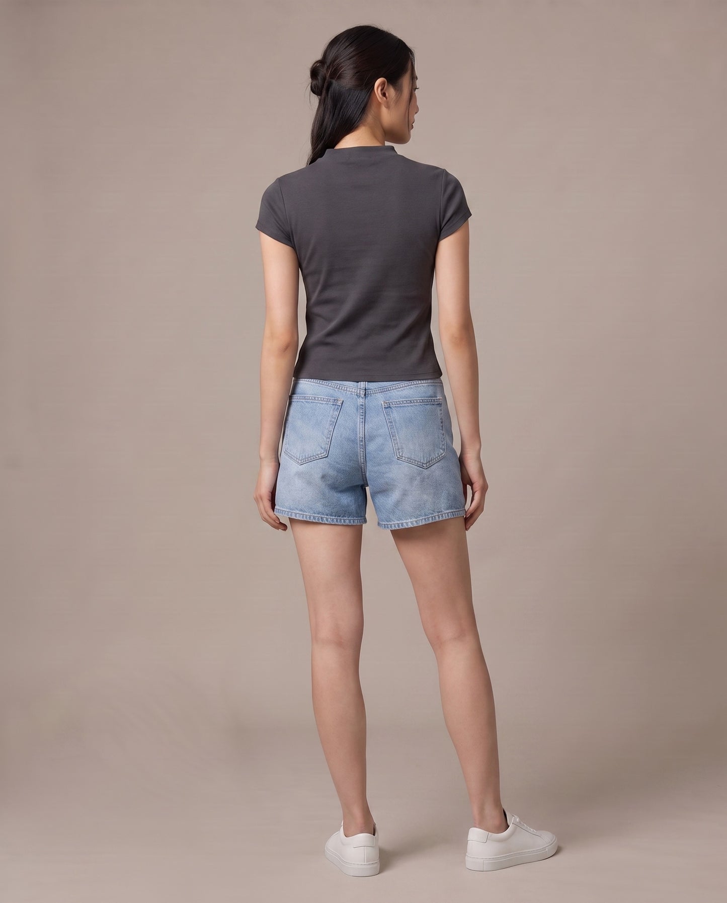 Mock-Neck T-Shirt - Carbon Grey