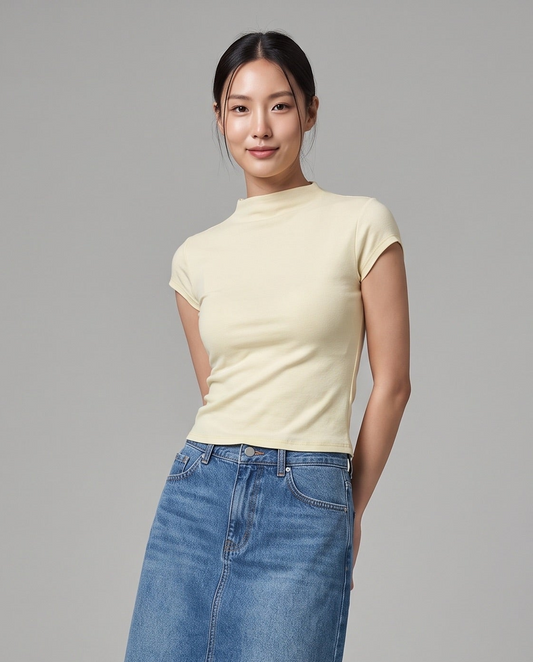 Mock-Neck T-Shirt - Cream Yellow