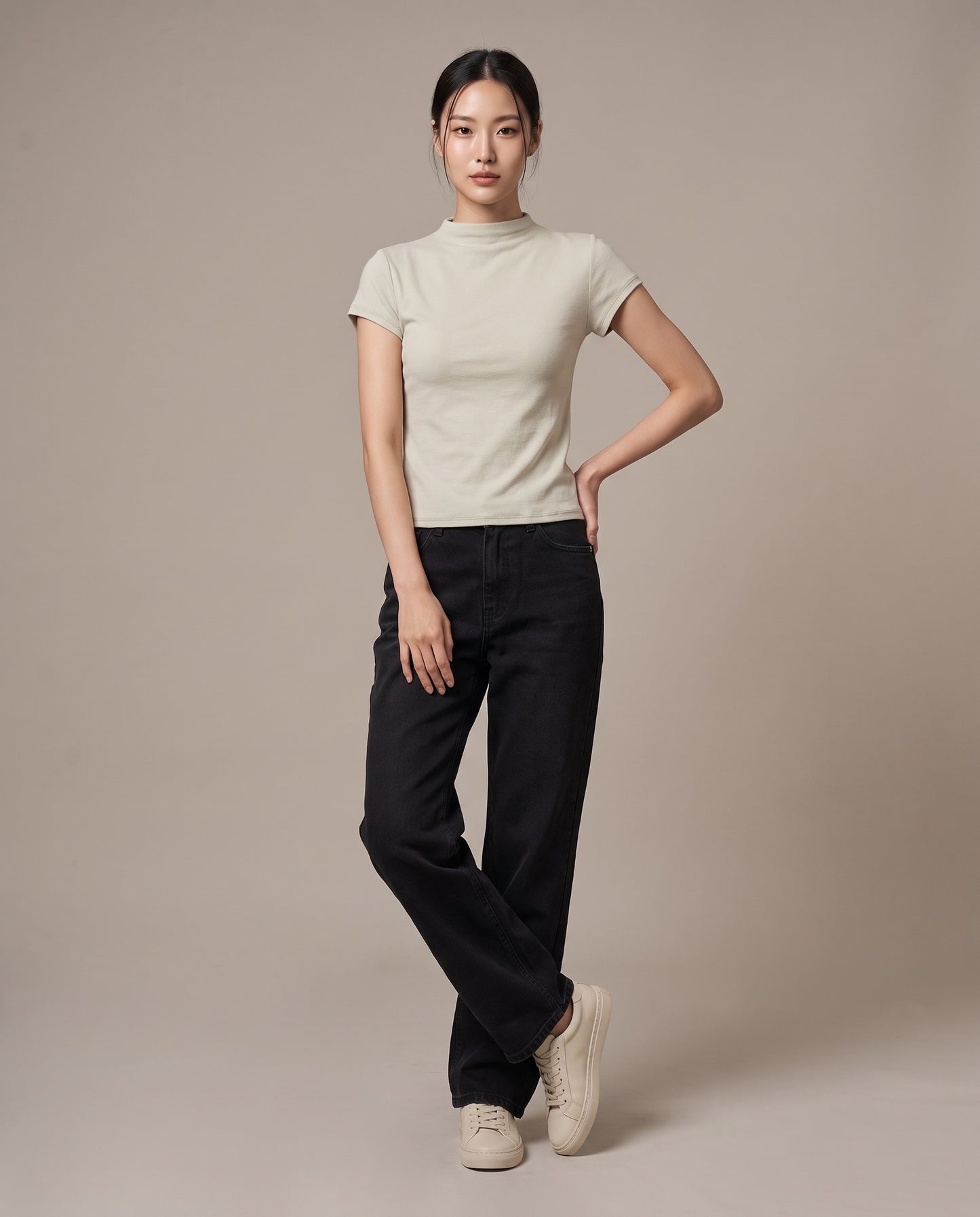 Mock-Neck T-Shirt - Apricot grey
