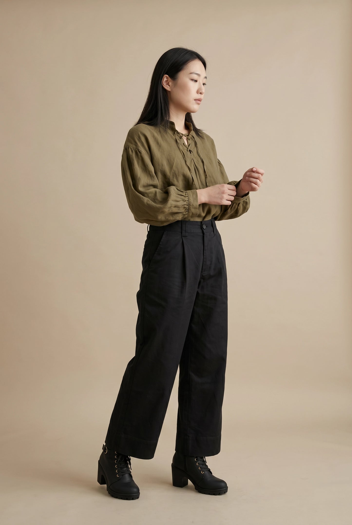 Laced Raglan Linen Blouse