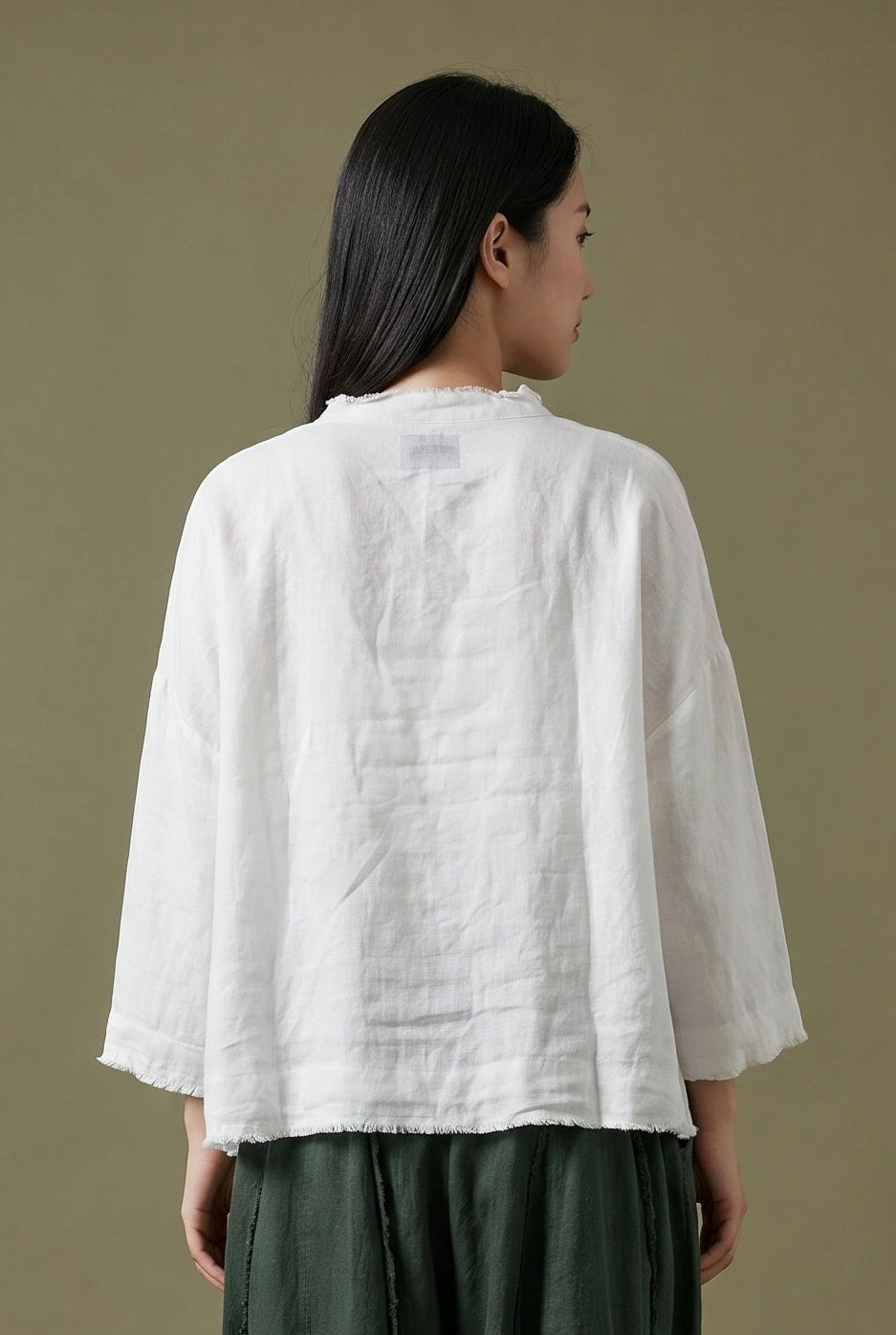 Whispered Edge Linen Top–White