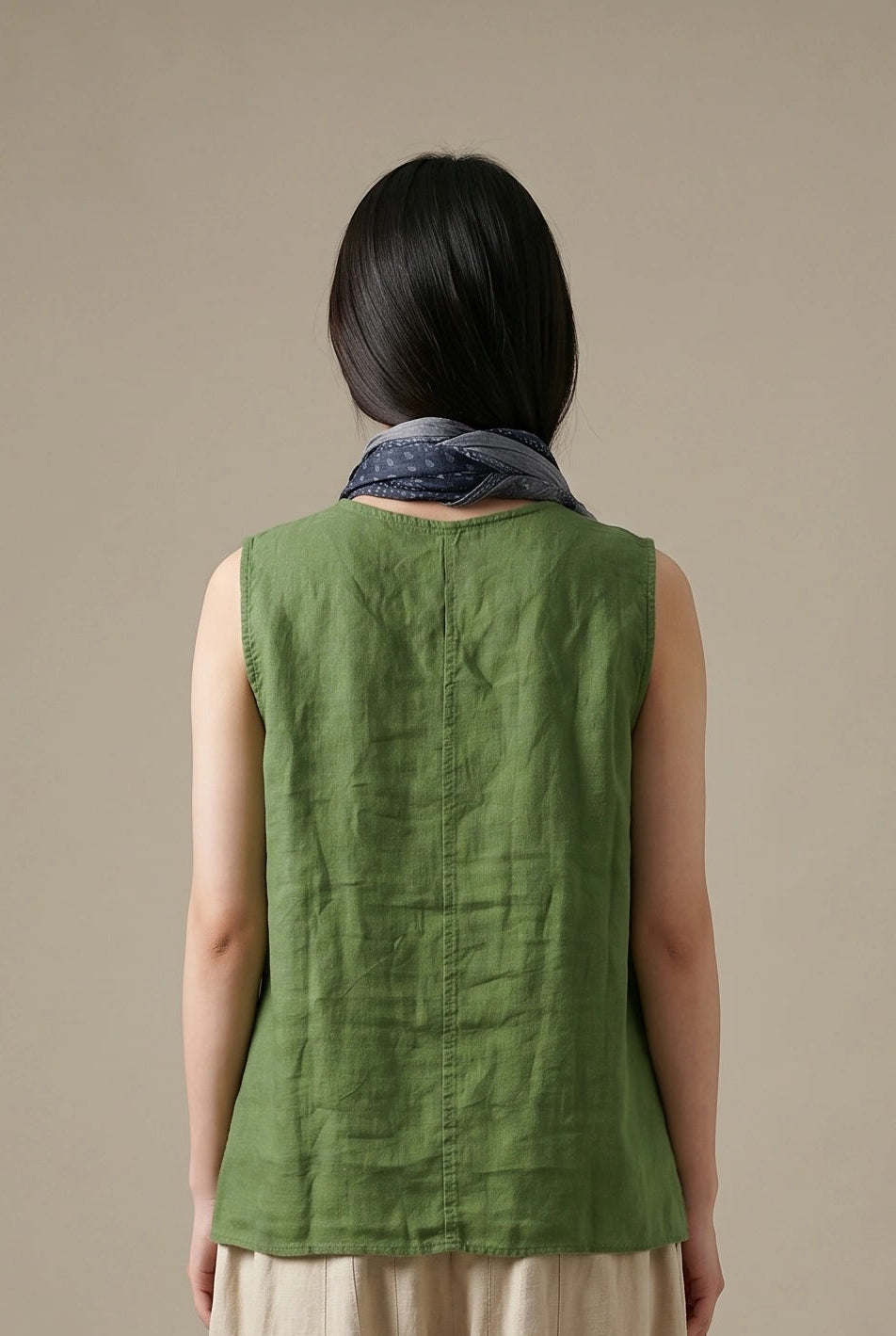 Hand-Tied Linen Vest (Moss)